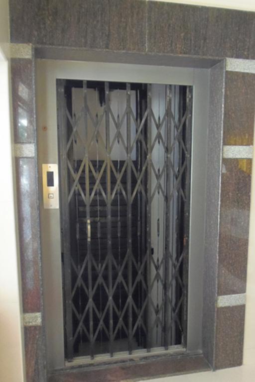 Kvr Deluxe Residency Tirupati Exterior foto