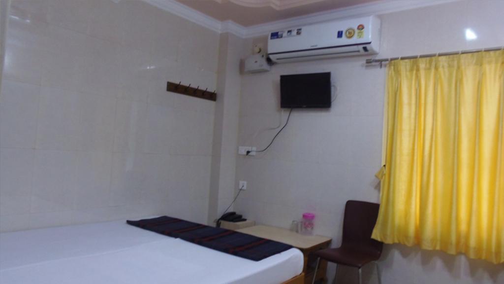 Kvr Deluxe Residency Tirupati Quarto foto