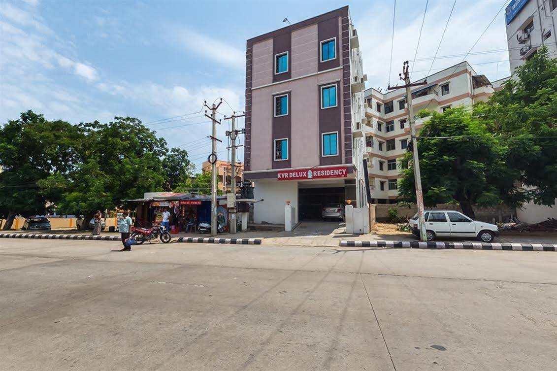 Kvr Deluxe Residency Tirupati Exterior foto